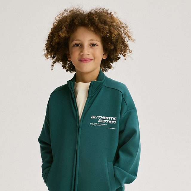 Check out our SWEATSHIRTS collection for BOY! - RESERVED banner