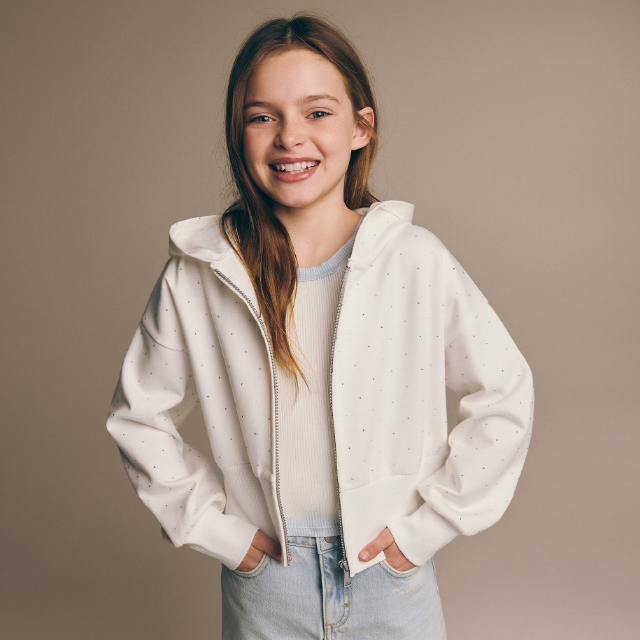 Check out our SWEATSHIRTS collection for GIRL! - RESERVED banner