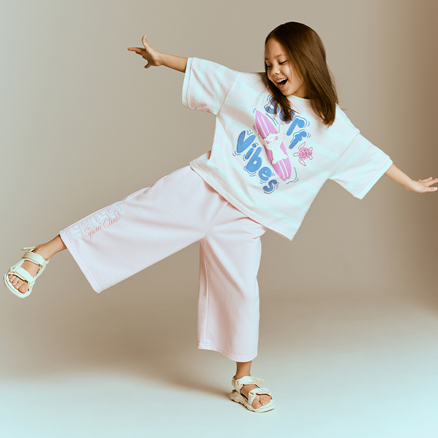 Check out our NEW-IN collection for GIRL! - RESERVED banner