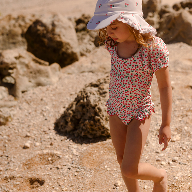 Check out our NEW-IN collection for GIRL! - RESERVED banner