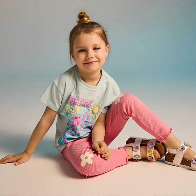 Check out our NEW-IN collection for GIRL! - RESERVED banner