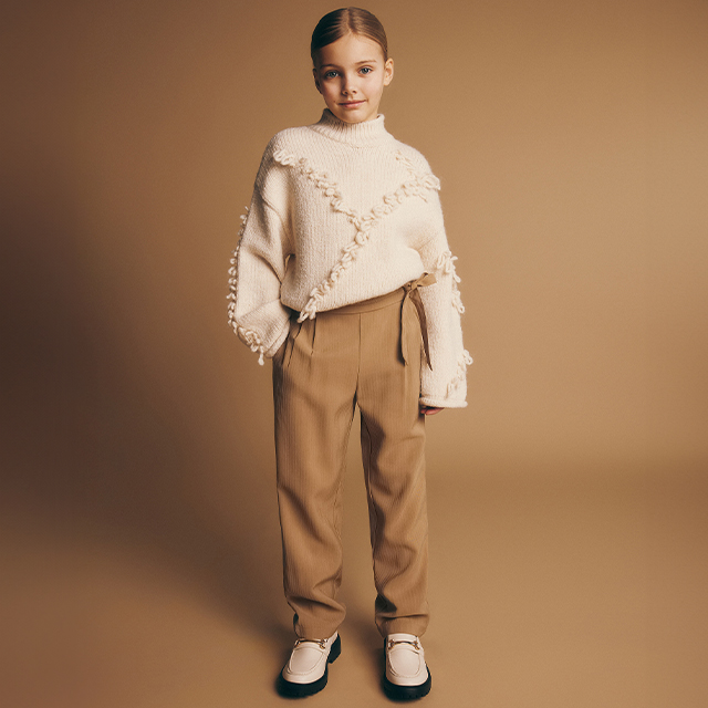 Check out our TROUSERS collection for GIRL! - RESERVED banner