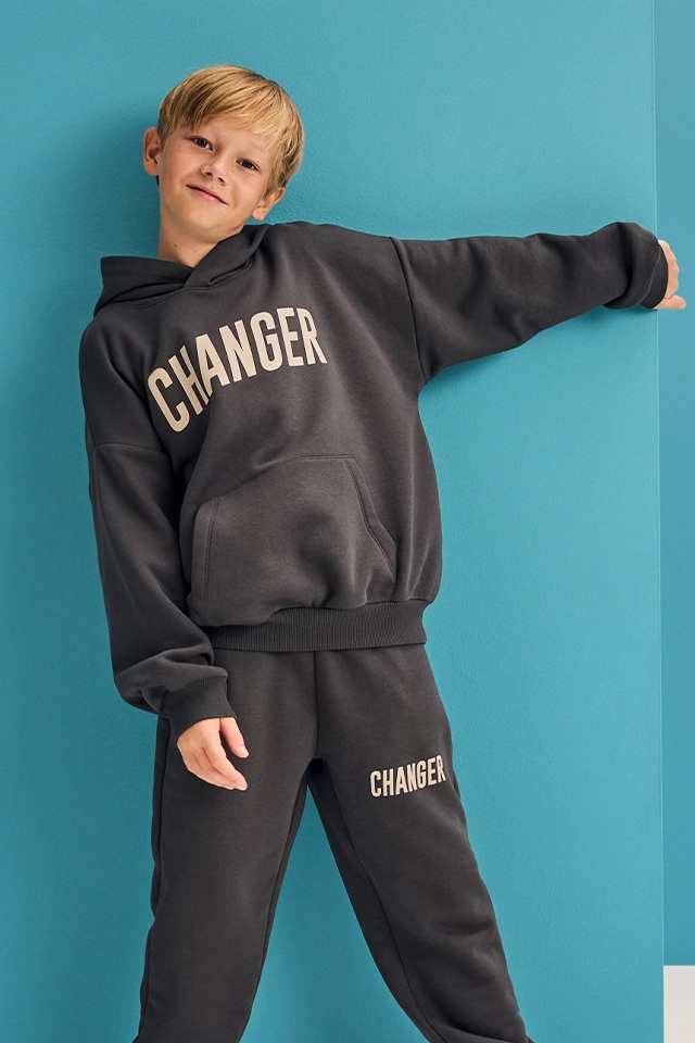 Check out our SWEATSHIRTS collection for BOY! - RESERVED banner