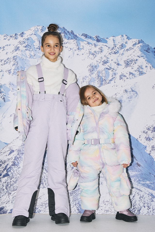 Check out our Winter outfits collection - RESERVED banner