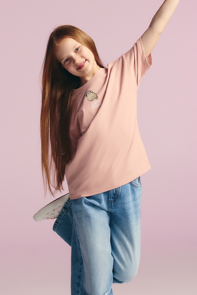 Check out our T-Shirts collection for GIRL - RESERVED banner