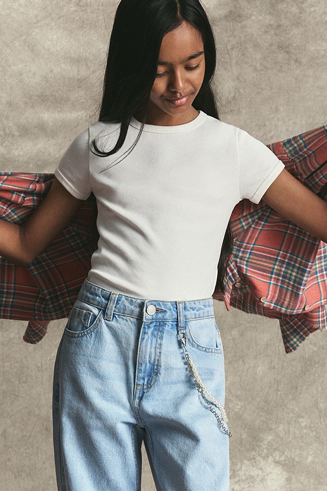 Check out our T-Shirts collection for GIRL - RESERVED banner