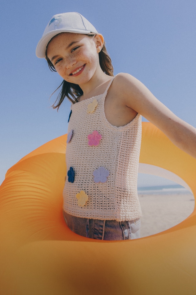Check out our tshirts collection for GIRL! - RESERVED banner