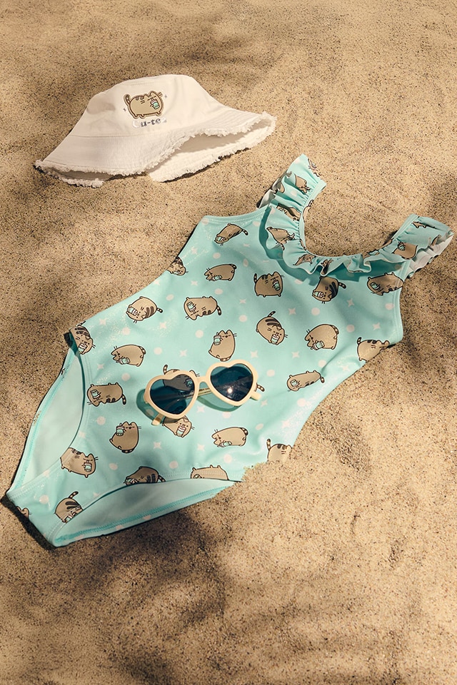 Check out our Beachwear collection for GIRL - RESERVED banner