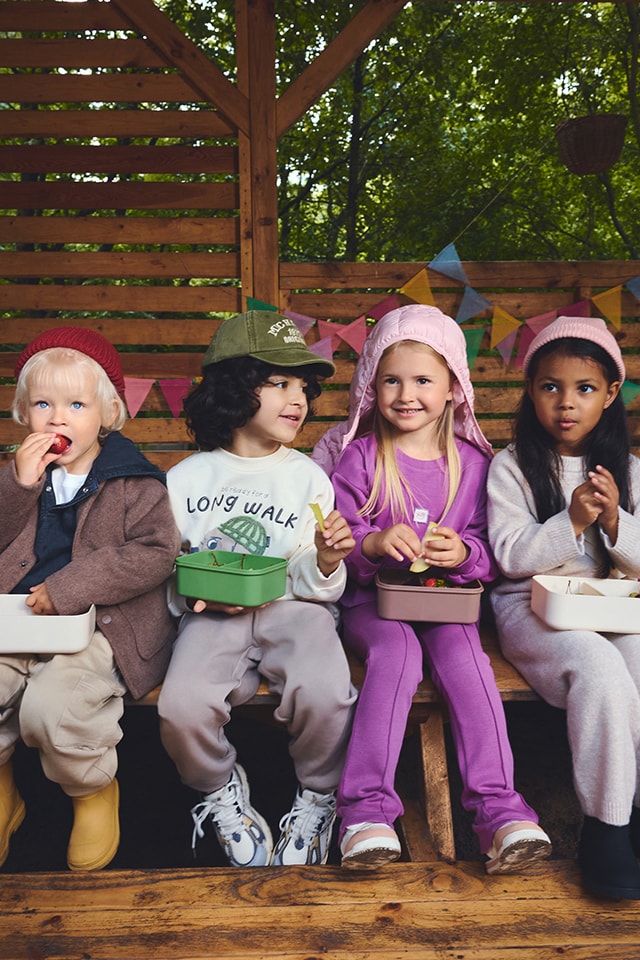 Check out our BACK TO PRE-SCHOOL collection for GIRL - RESERVED banner