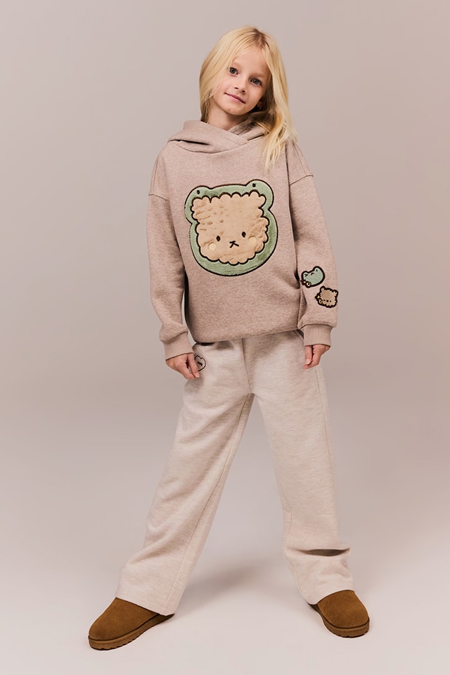 Check out our TROUSERS collection for GIRL! - RESERVED banner