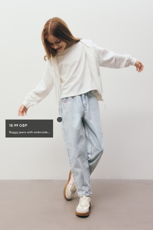 Check out our JEANS collection for GIRL! - RESERVED banner