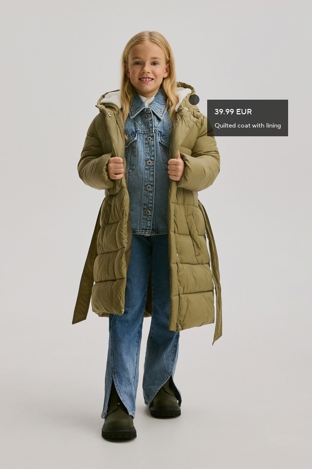 Check out our OUTERWEAR collection for GIRL! - RESERVED banner