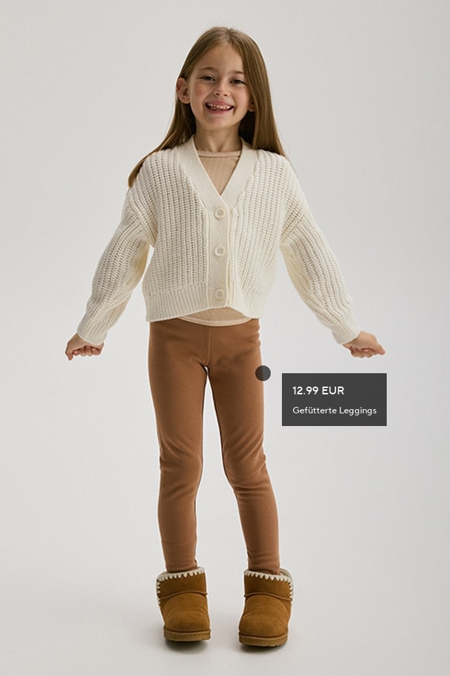 Check out our TROUSERS collection for GIRL! - RESERVED banner