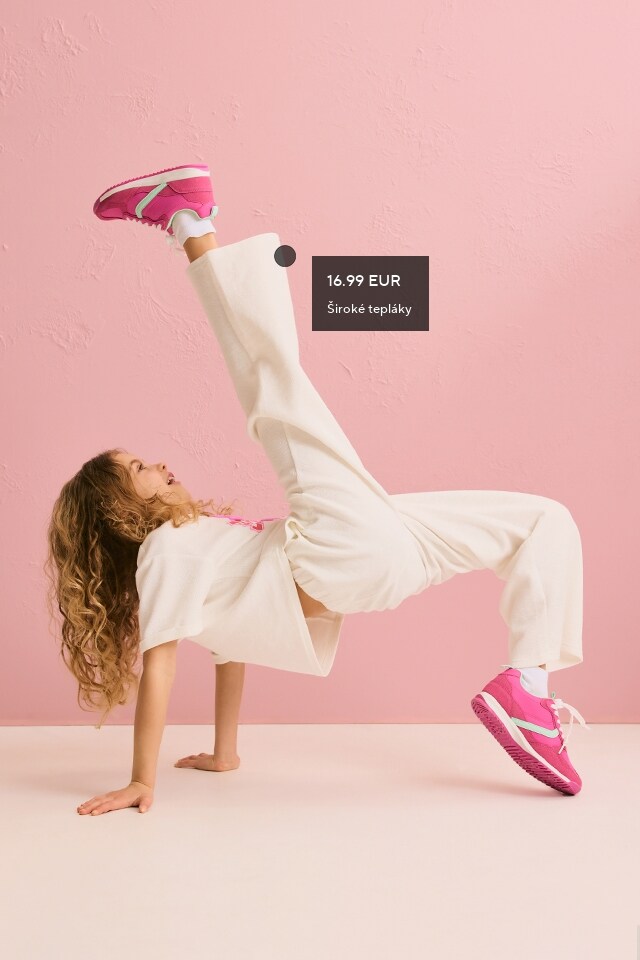 Check out our TROUSERS collection for GIRL! - RESERVED banner