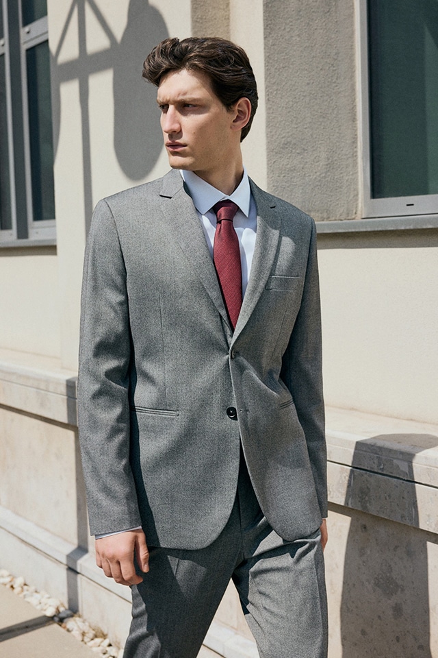 Check out our SUITS collection - RESERVED banner