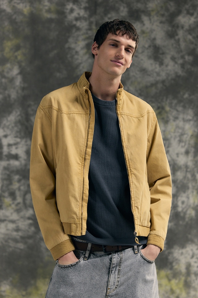 Check out our MEN'S OUTFITS collection - RESERVED banner