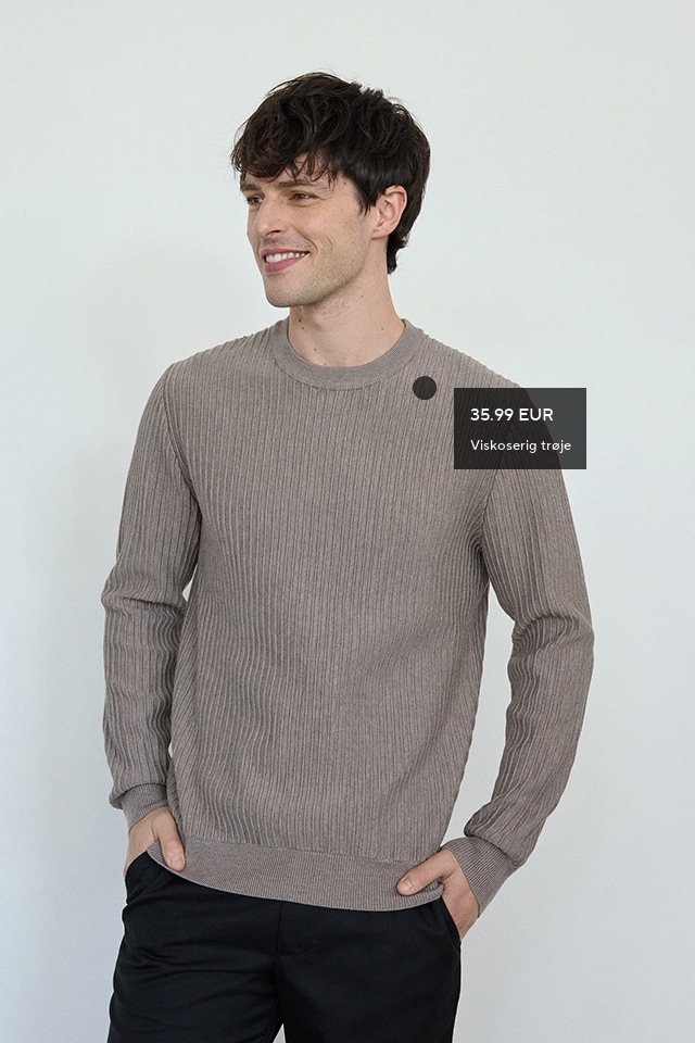 Check out our Sweaters collection for MEN - RESERVED banner