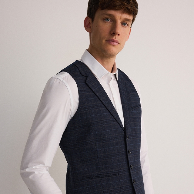 Check out our MEN'S OUTFITS collection - RESERVED banner