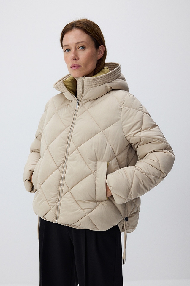 Check out our Coats and Jackets collection for WOMEN - RESERVED banner