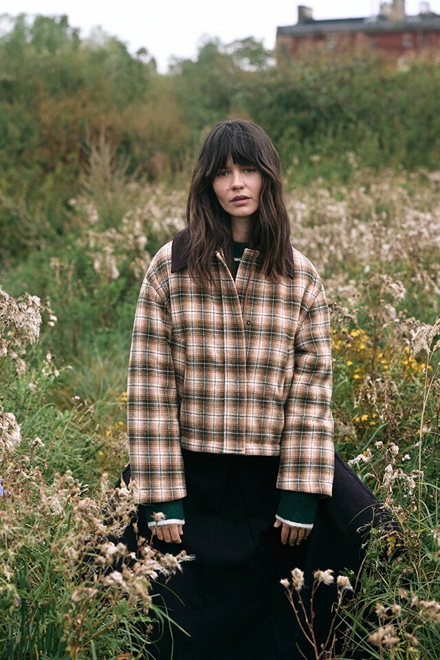Check out our Autumn outfits collection - RESERVED banner