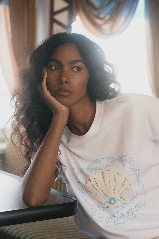Check out our T-SHIRTS collection for HER - RESERVED banner