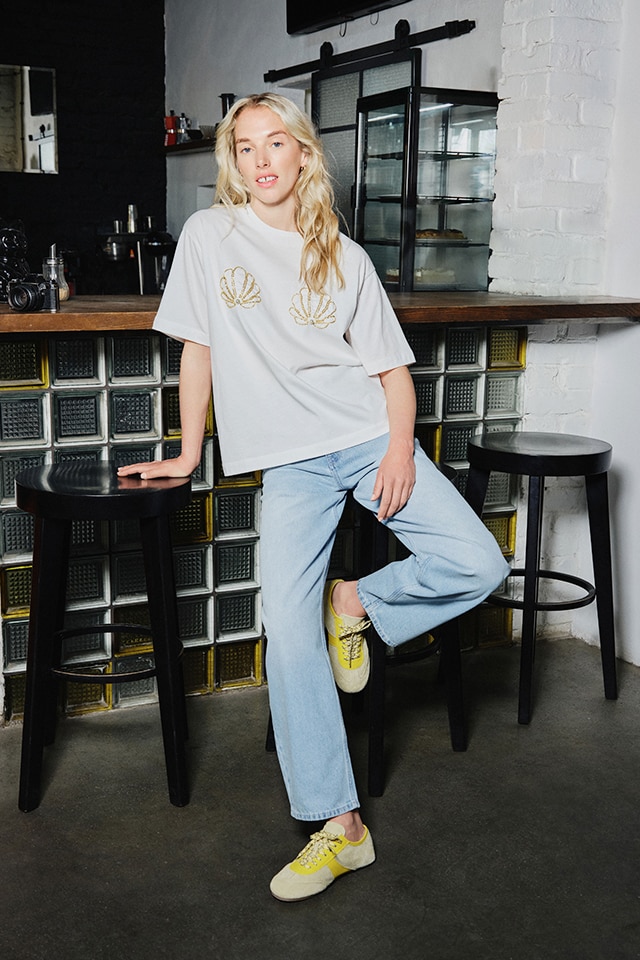 Check out our JEANS collection for HER - RESERVED banner