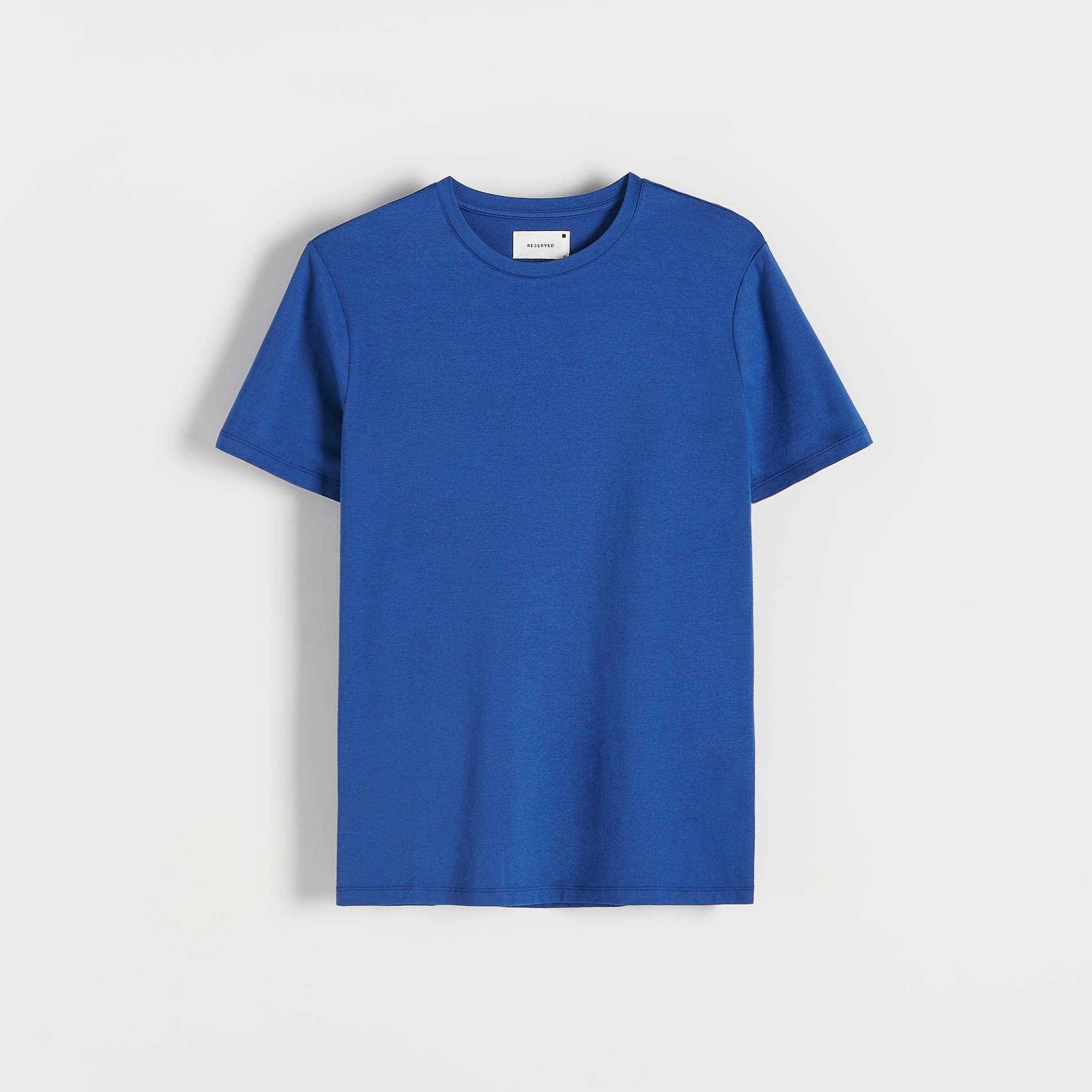 Levně Reserved - Tričko střihu regular s vysokým podílem Tencel™ Modalu - Tmavomodrá