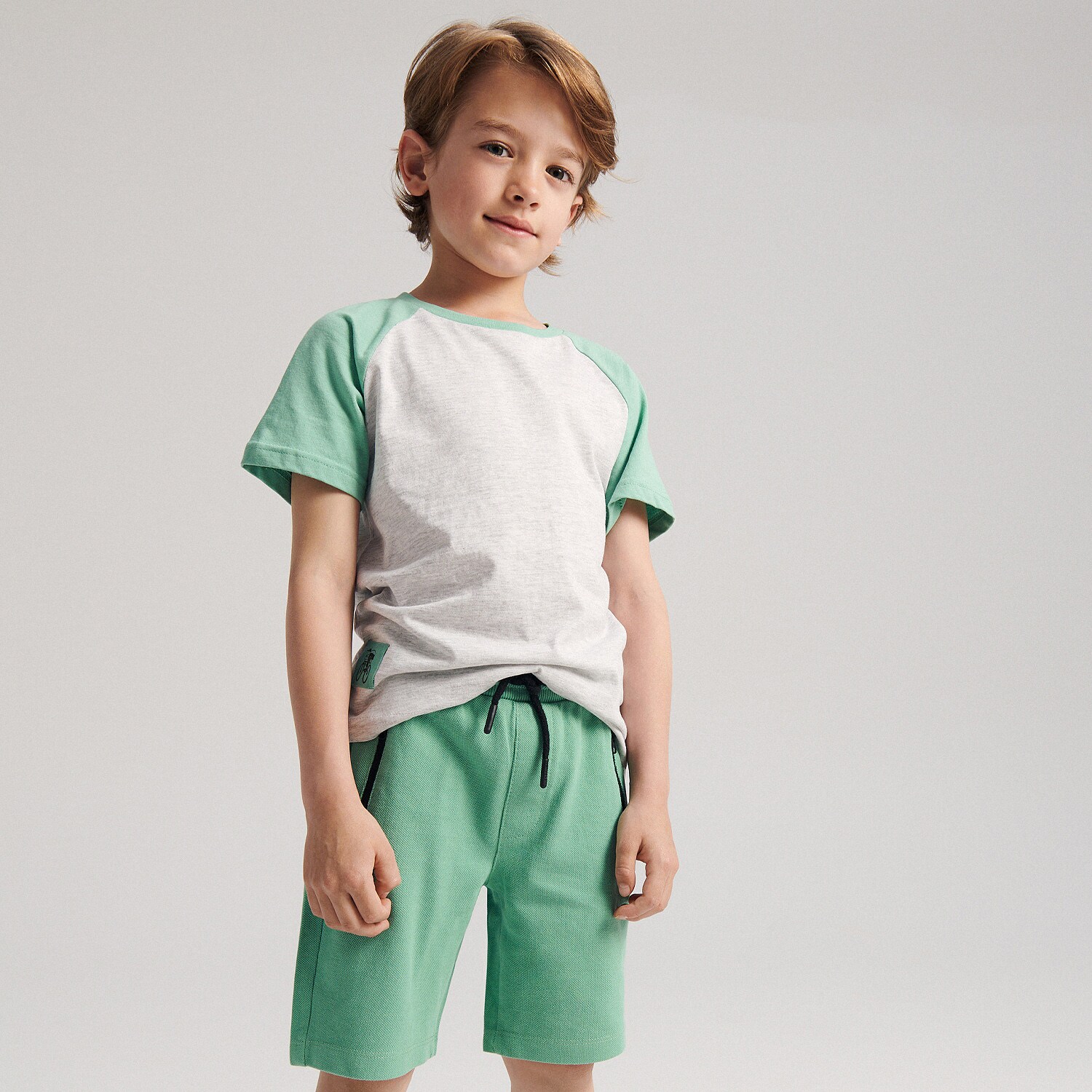 Reserved – Pantaloni scurți cu buzunare – Verde Boy imagine noua 2022