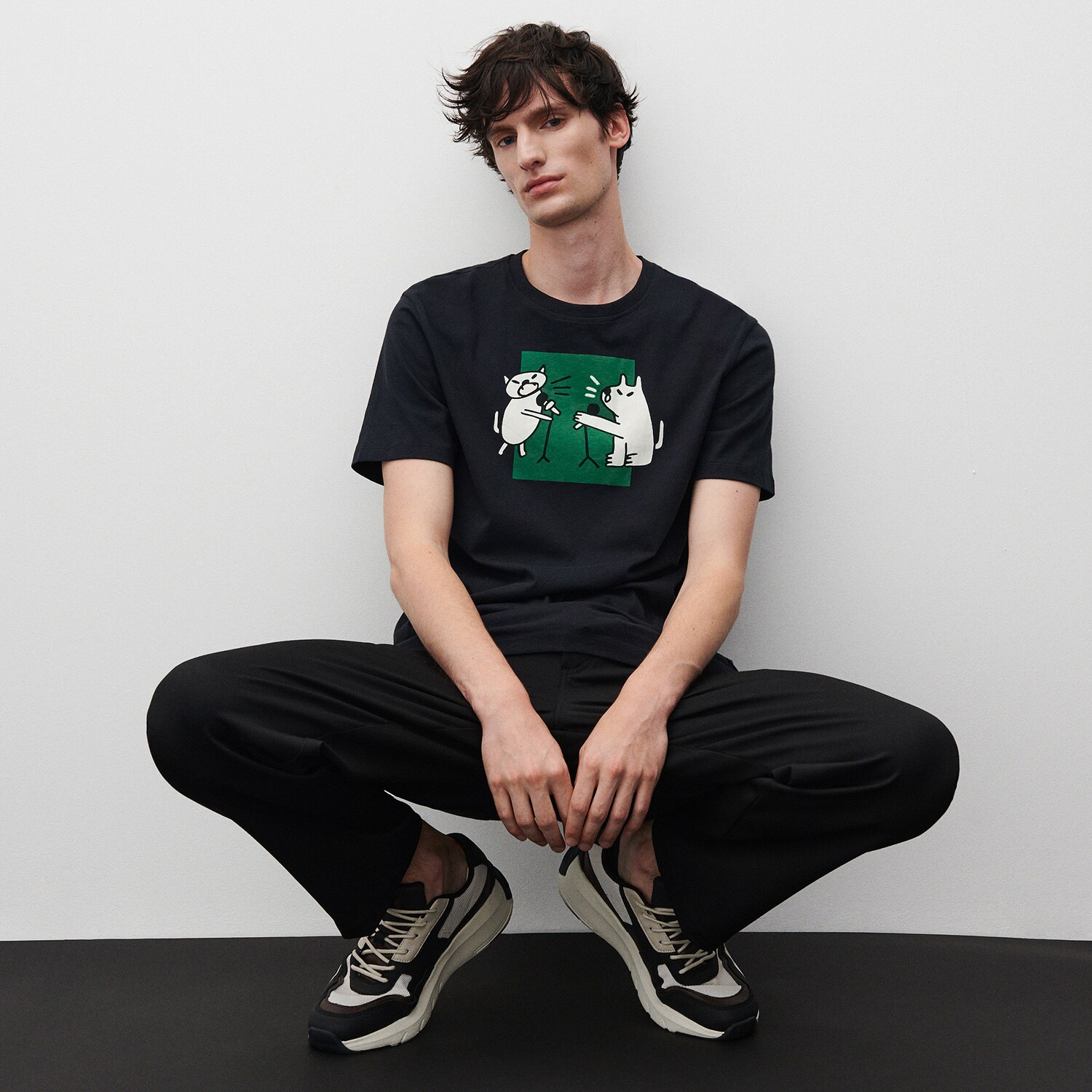Reserved – Tricou regular cu imprimeu – Negru clothes imagine noua 2022