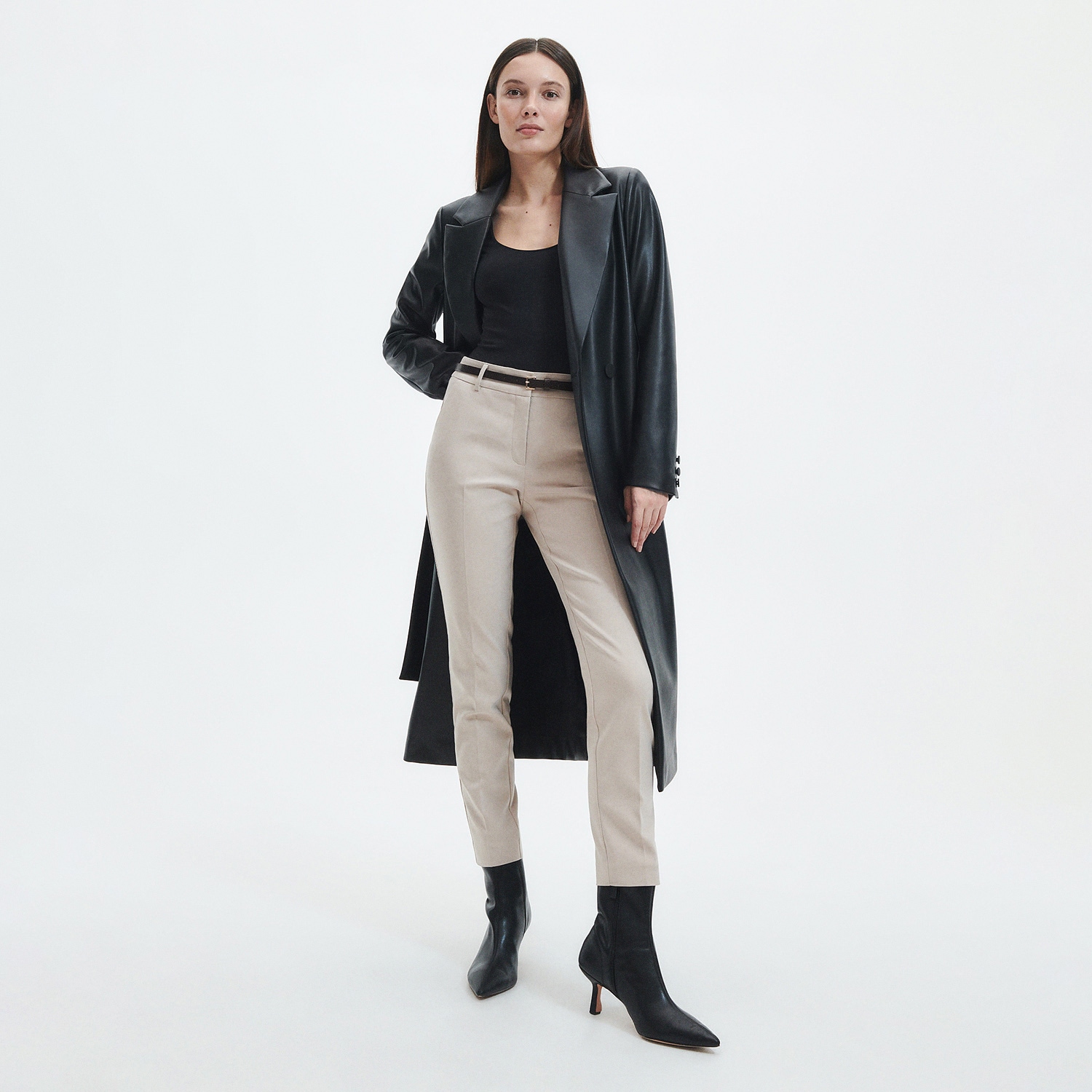 Reserved – Pantaloni țigaretă cu curea – Ivory clothes imagine noua 2022
