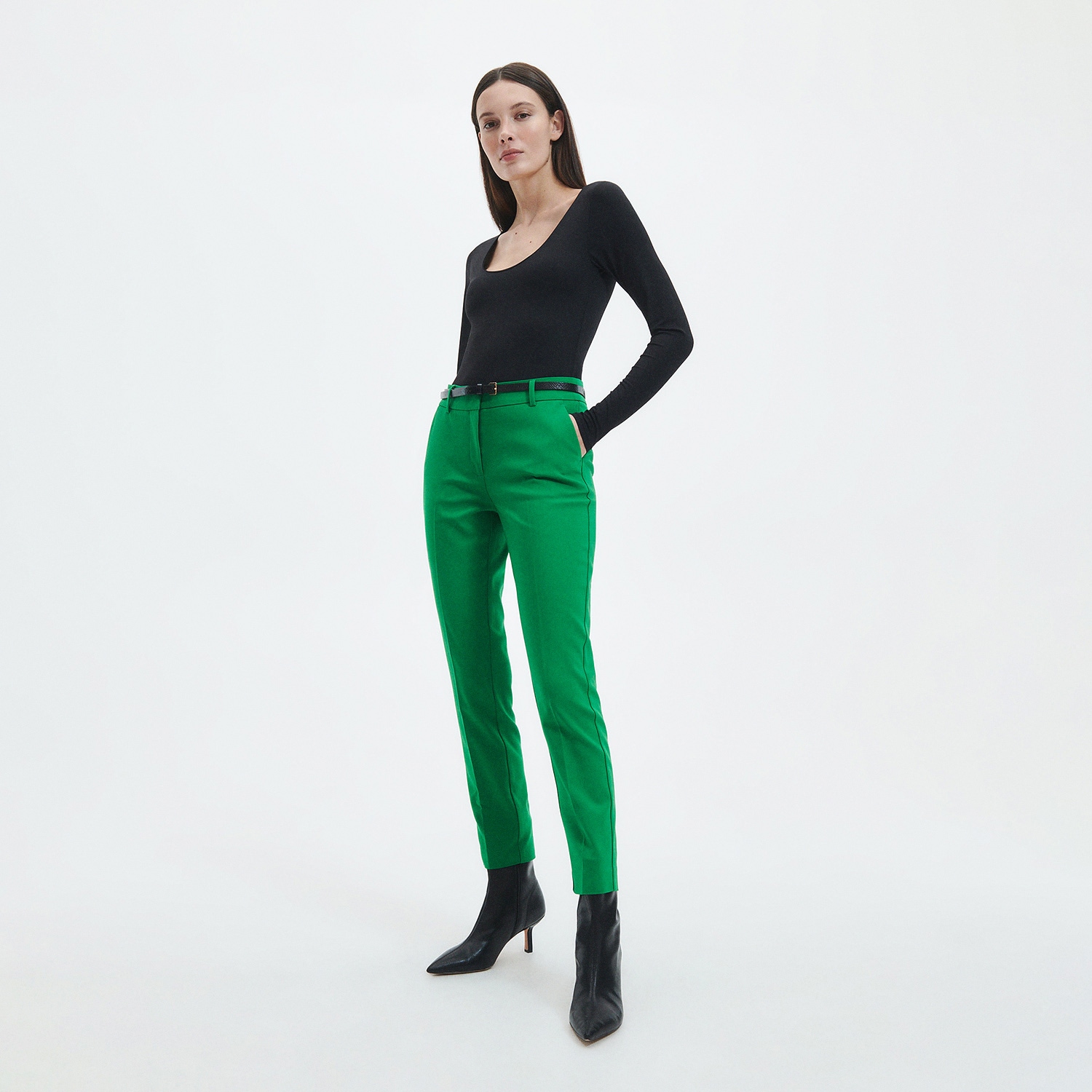 Reserved – Pantaloni țigaretă cu curea – Verde clothes imagine noua 2022