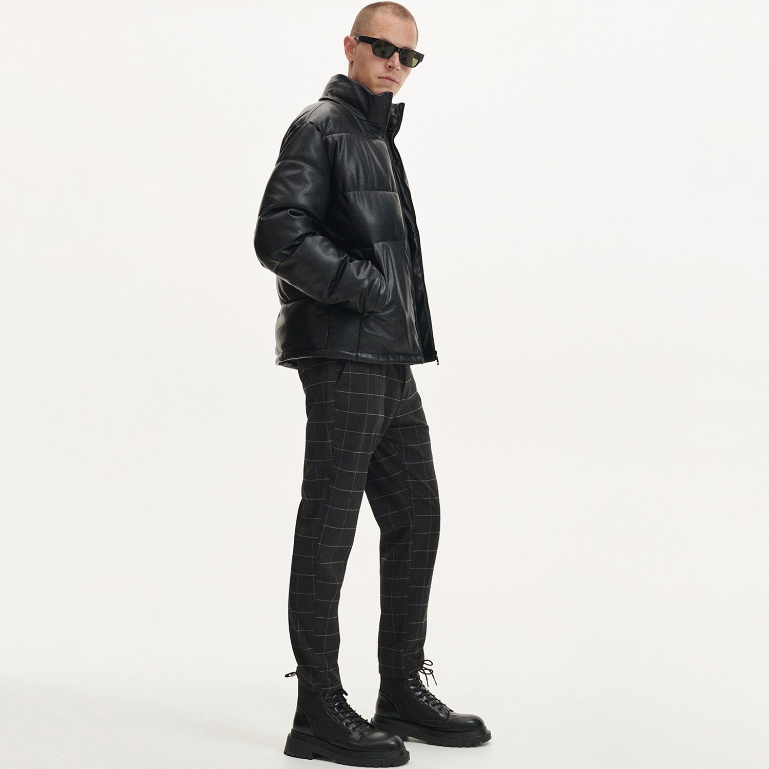 Reserved – Pantaloni carrot slim ecosez – Negru carrot imagine noua 2022