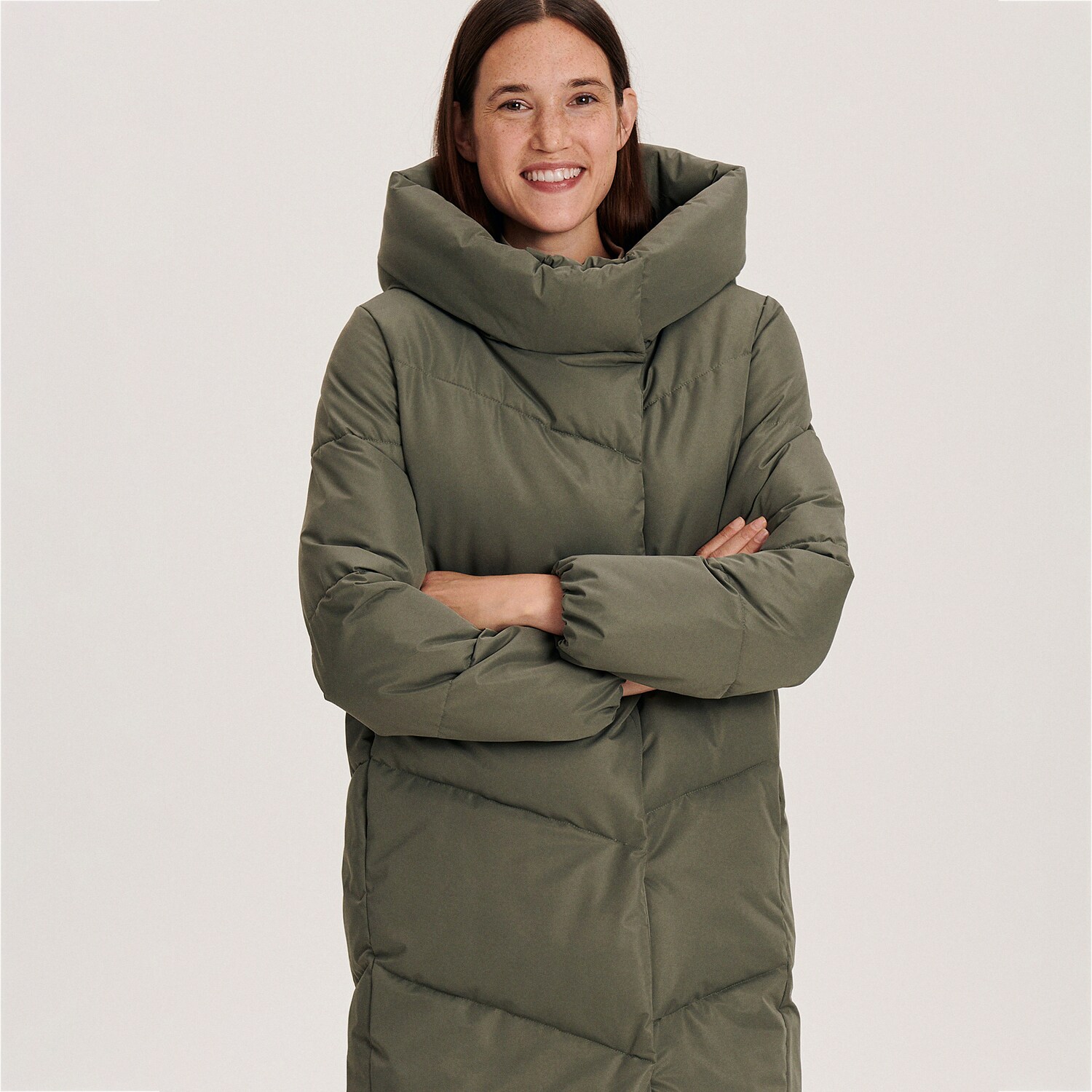 E-shop Reserved - Prešívaný kabát - Zelená