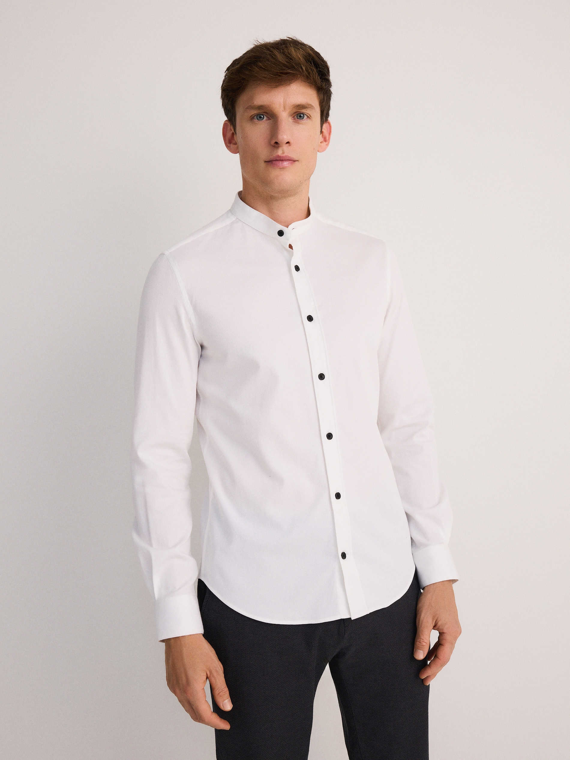 Reserved - Košeľa slim fit z egyptskej bavlny - biela