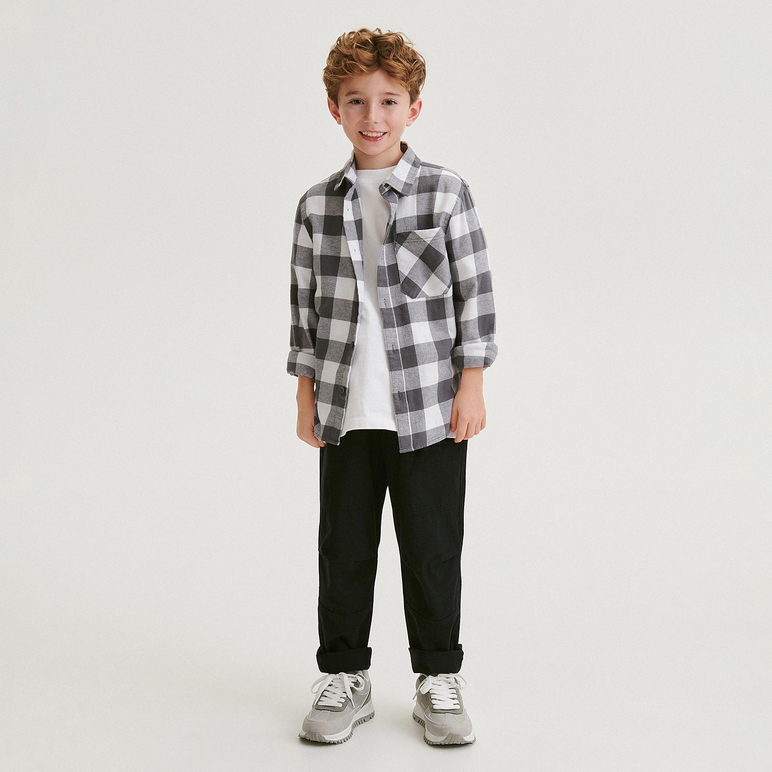 Reserved - Boys` trousers - Negru