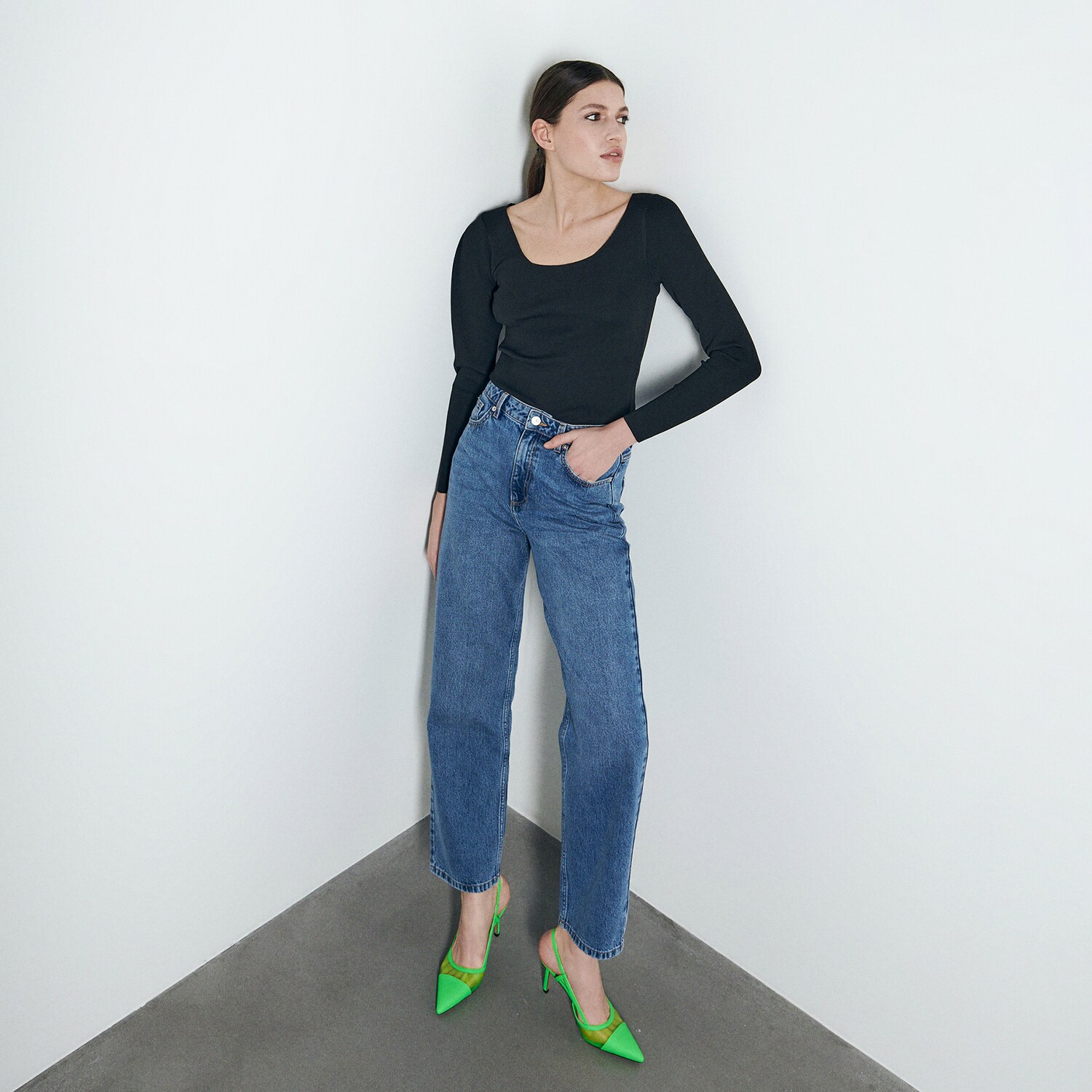 Reserved – Bluză din tricot – Negru Bluză imagine noua gjx.ro