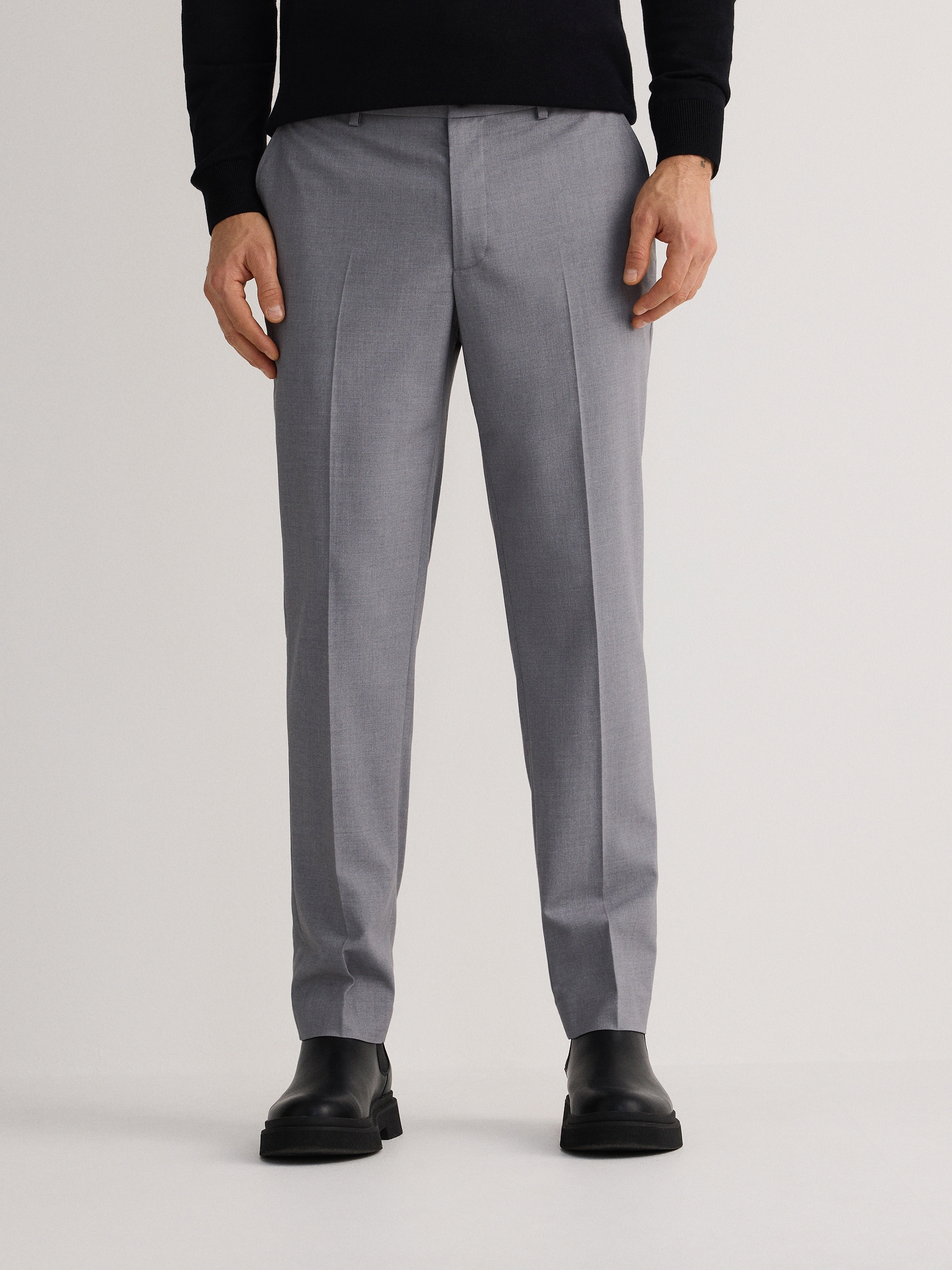 Reserved - Παντελόνι chino slim με σιδερωμένη τσάκιση φωτογραφία