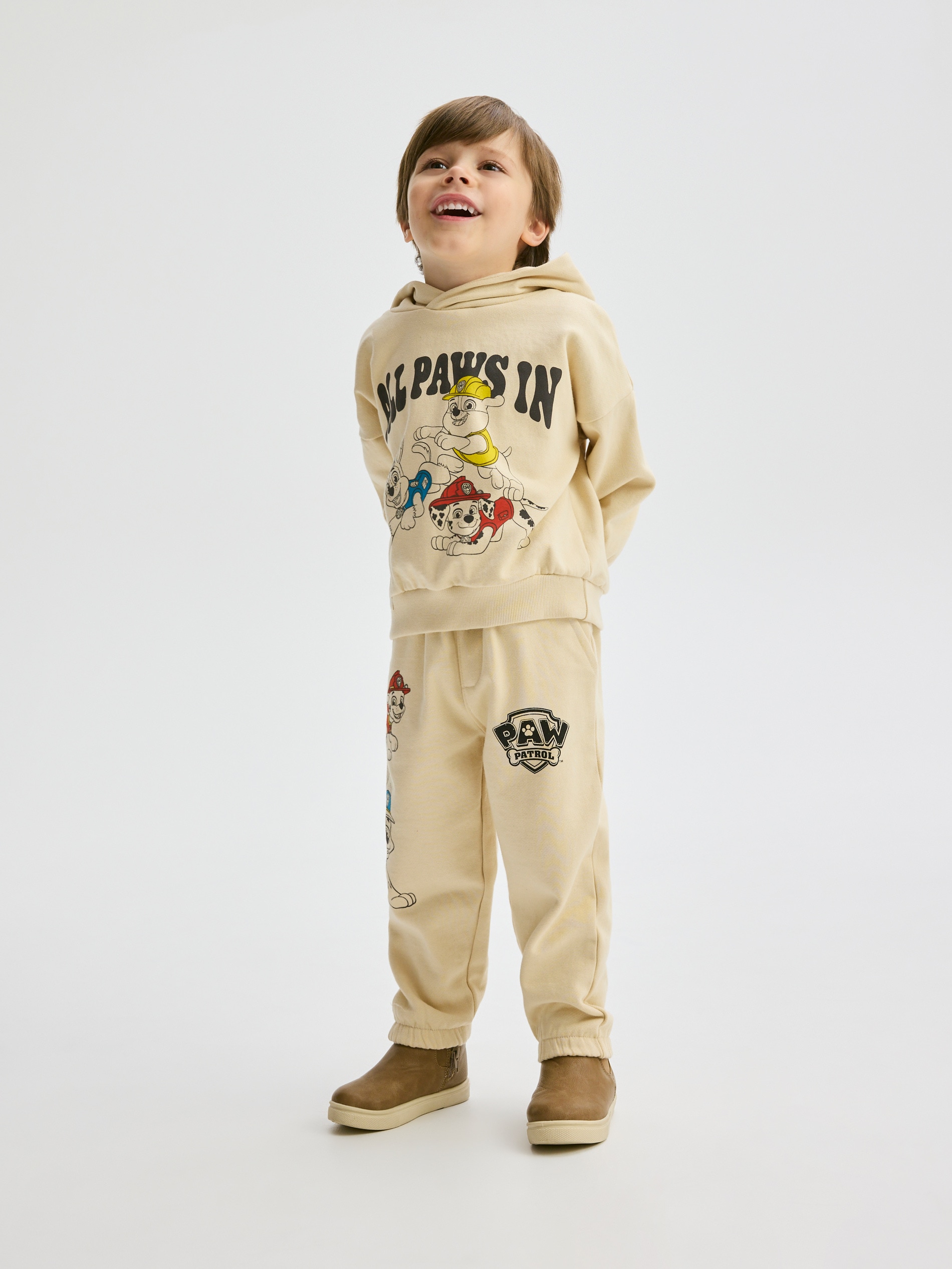 Reserved - BOYS` JOGGING TOP & TROUSERS φωτογραφία