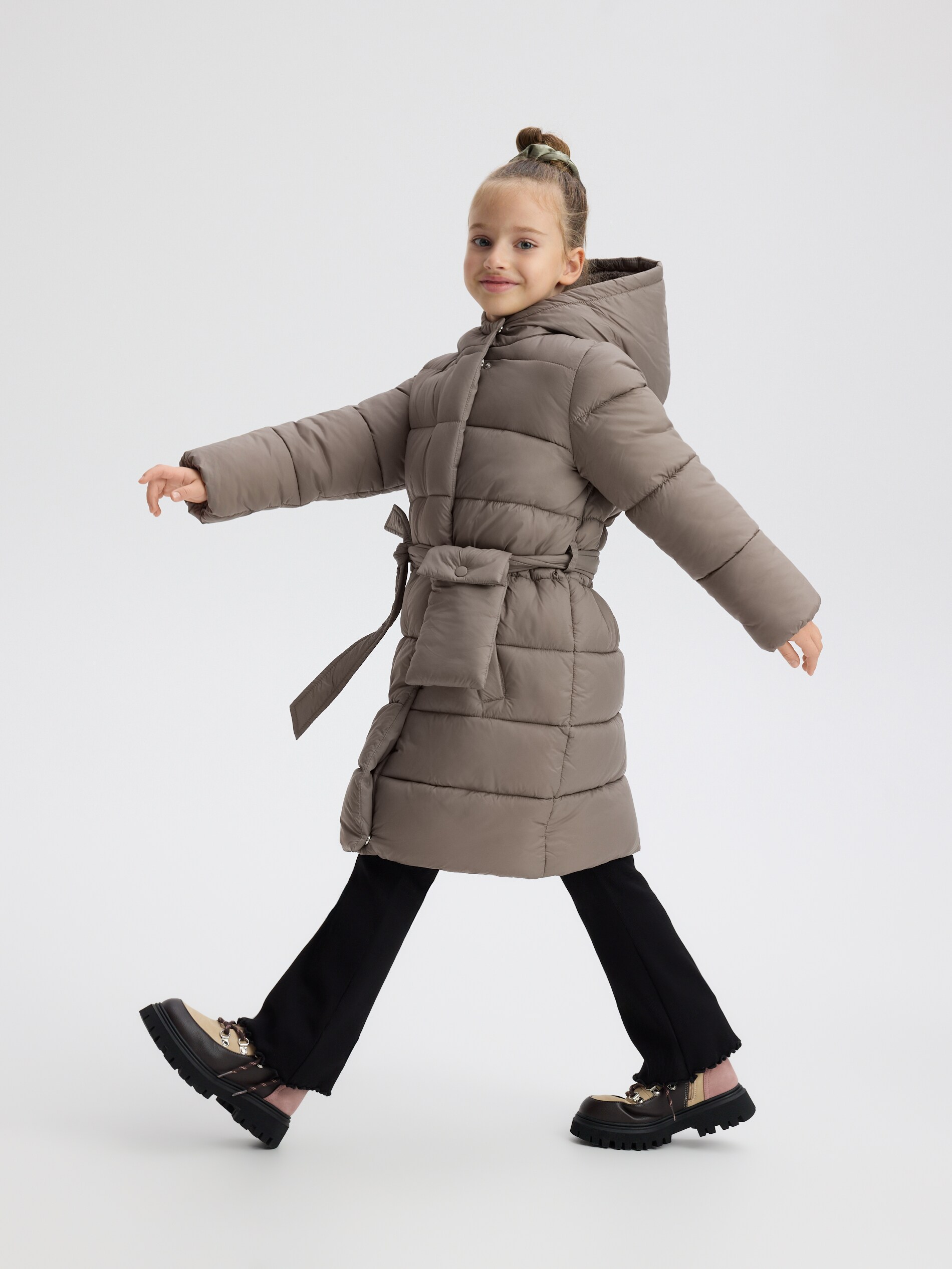 Reserved - GIRLS` COAT & SACHET φωτογραφία