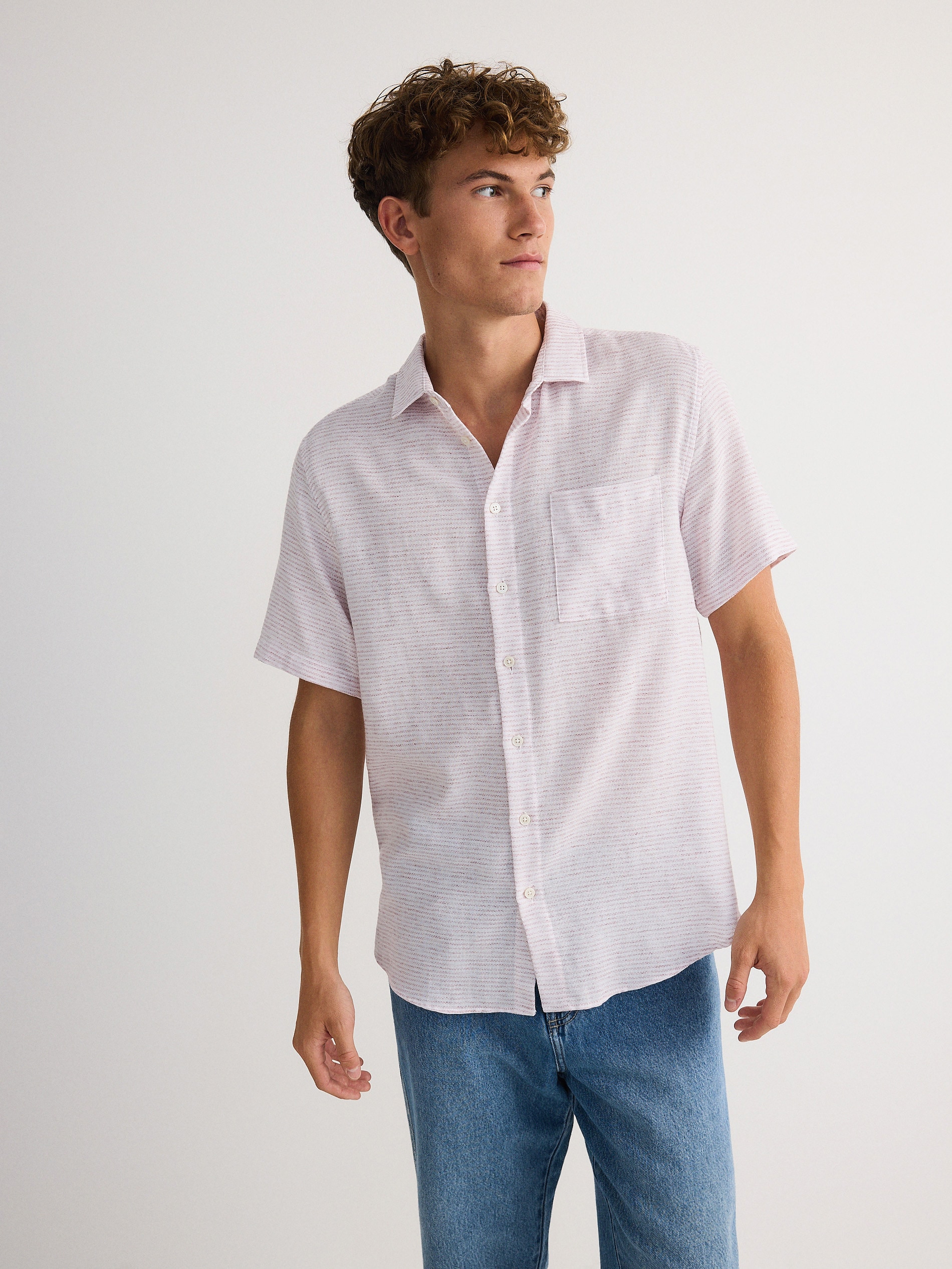 Reserved - MEN`S SHIRT φωτογραφία
