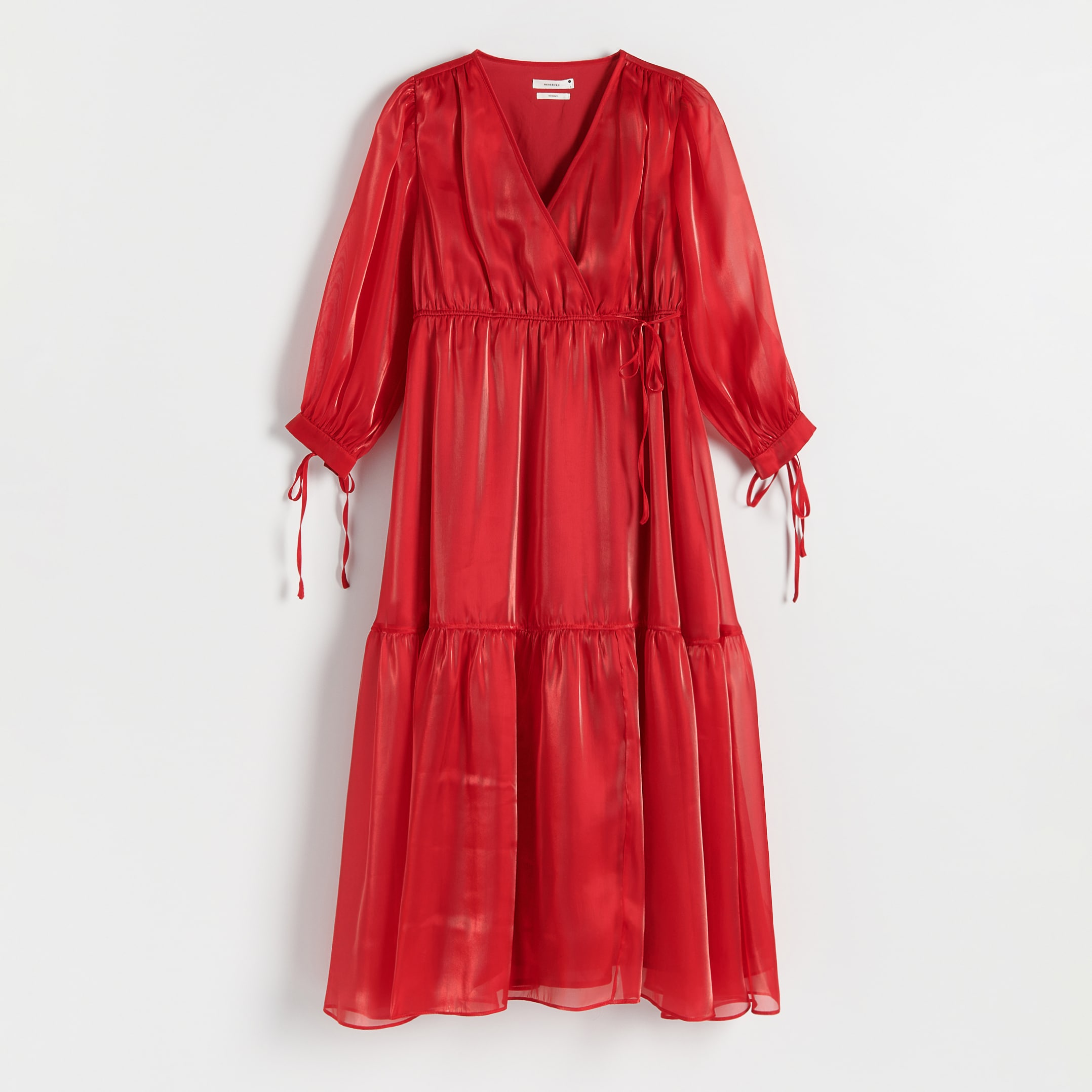 E-shop Reserved - Prekladané šaty s viazaním - Červená