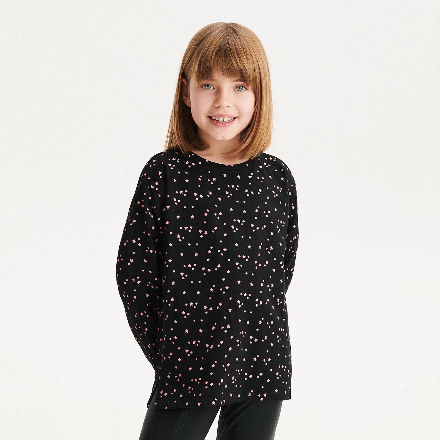 Reserved – Tricou cu steluţe – Negru Girl imagine noua 2022