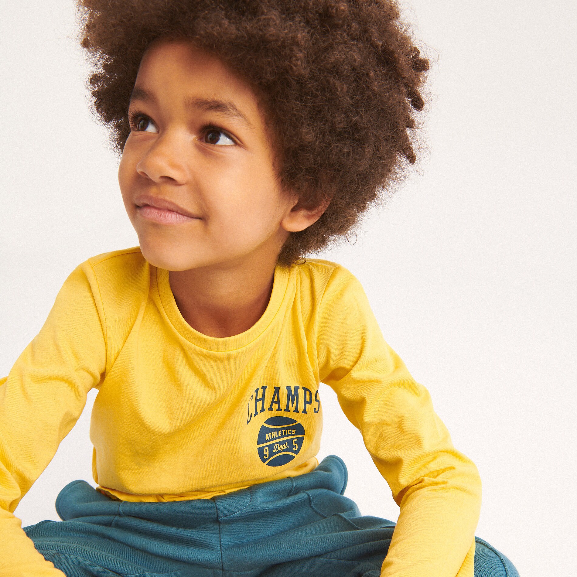Reserved – Tricou cu mânecă lungă și imprimeu – Galben Boy imagine noua 2022