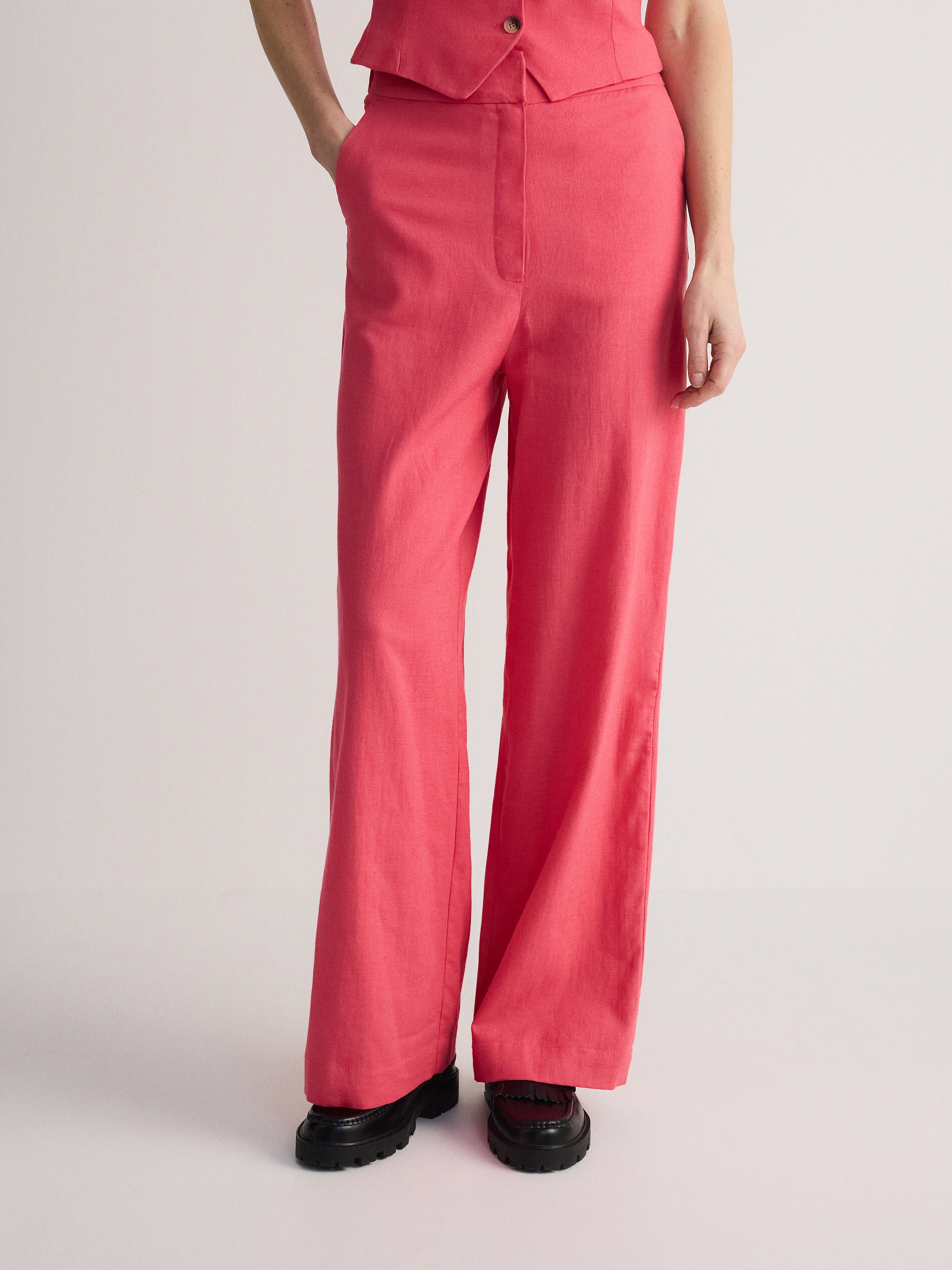 Reserved - LADIES` TROUSERS φωτογραφία