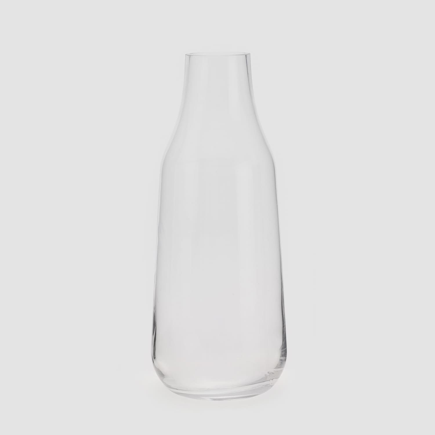 Levně Reserved - Klasická váza - Bílá
