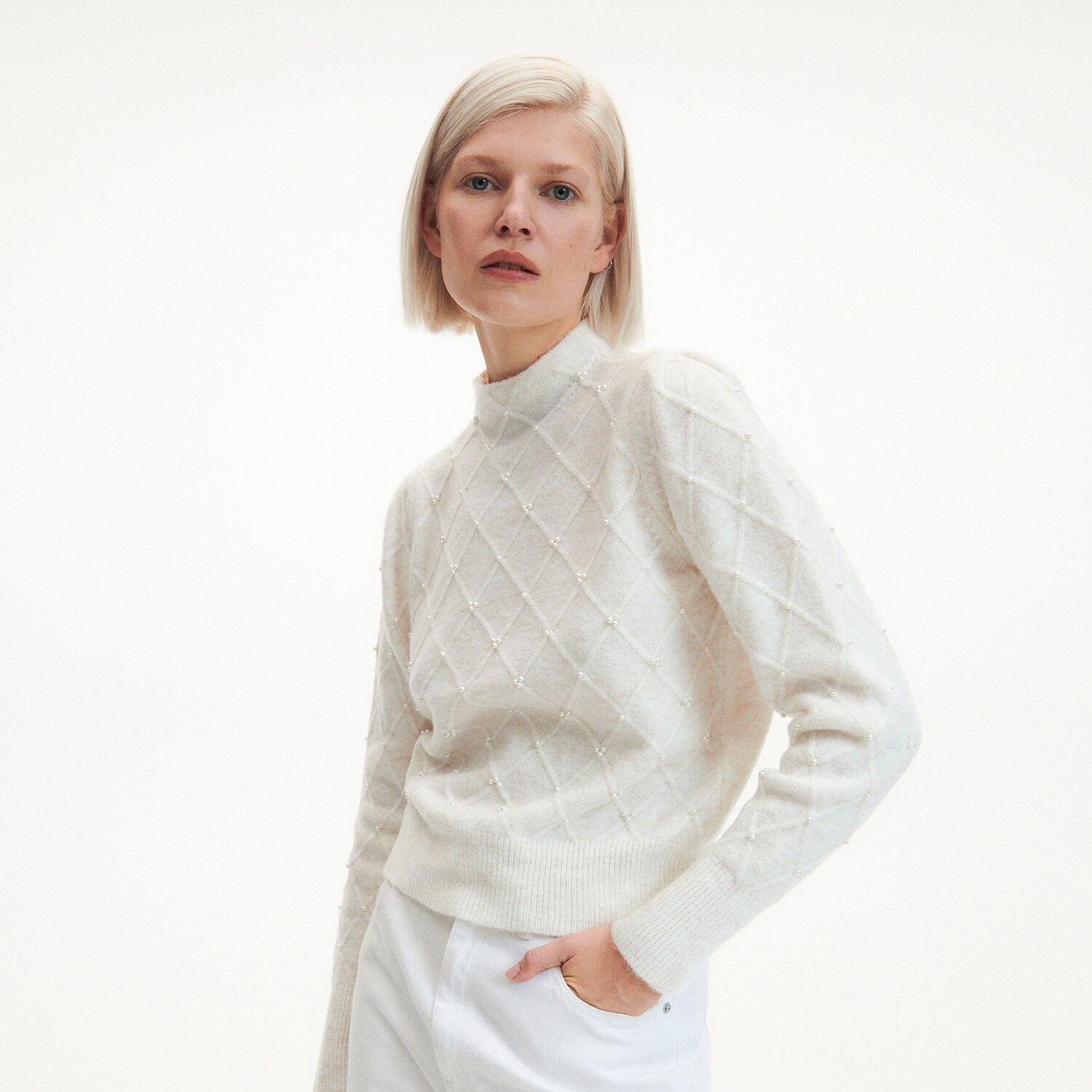 Reserved – Pulover pentru femei – Ivory clothes imagine noua 2022