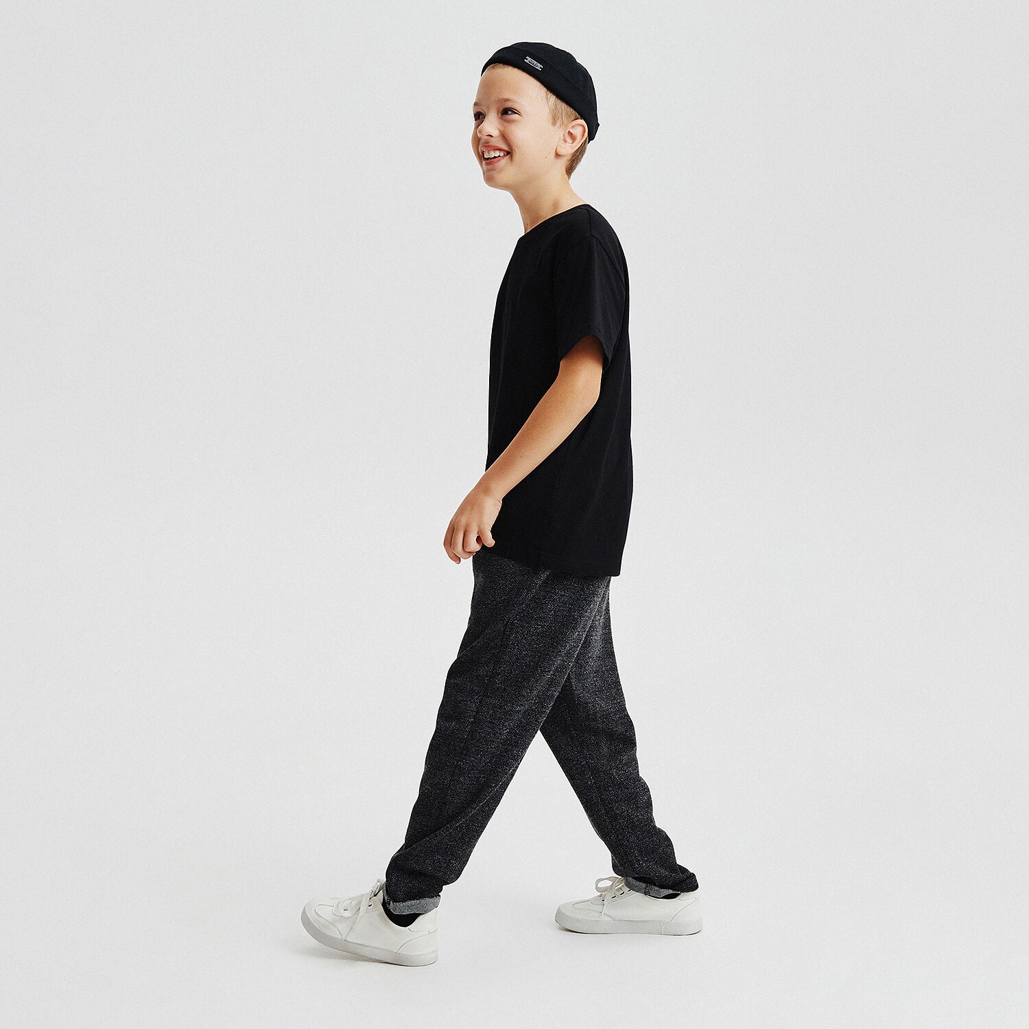 Reserved – Pantaloni din jerseu cu model în zig zag – Gri Boy imagine noua 2022