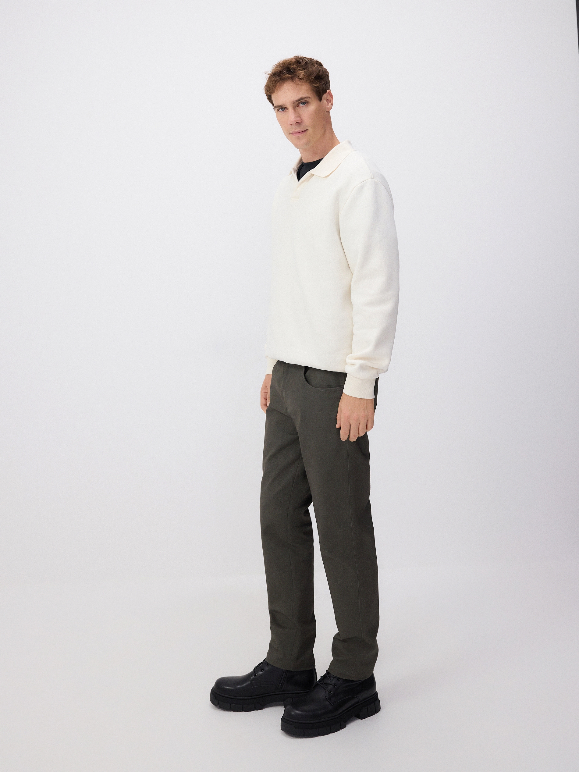 Reserved - Pantaloni slim fit in modal - verde polveroso