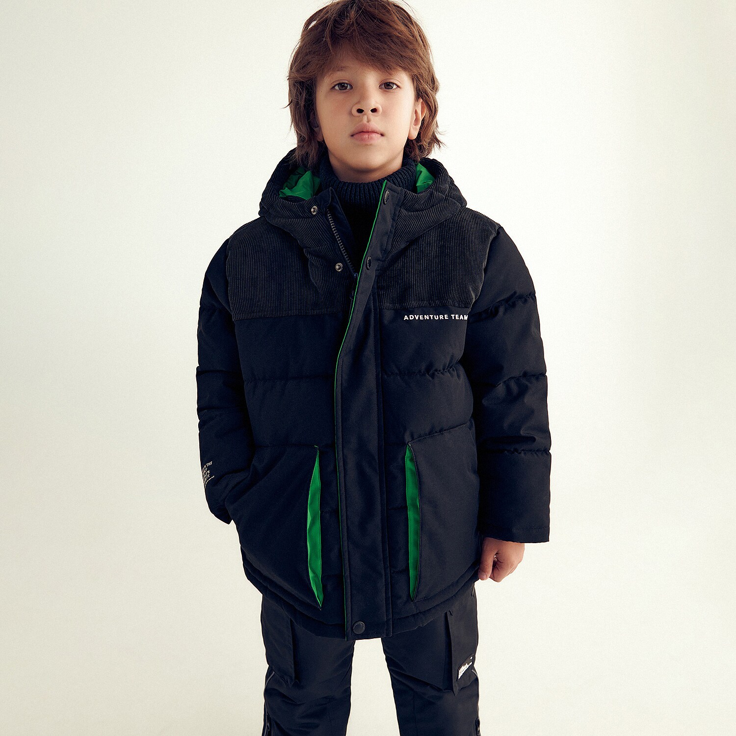 Reserved – Jachetă căptușită, cu glugă – Negru Boy imagine noua 2022