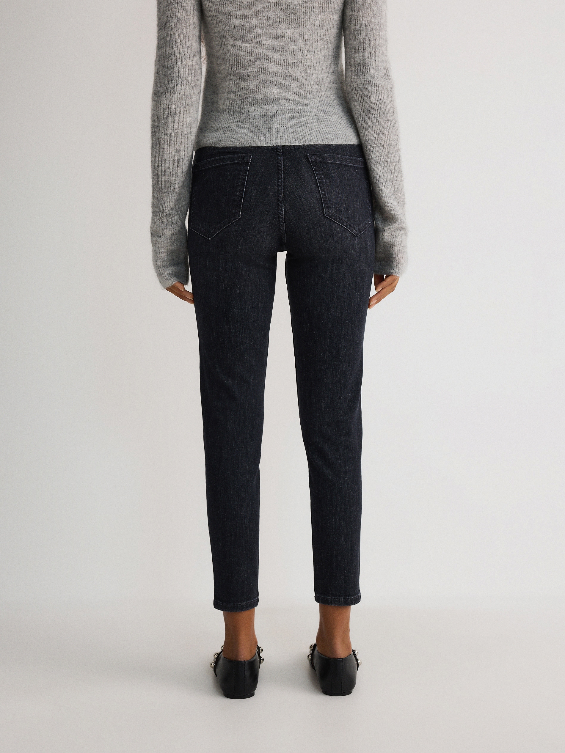 Reserved - Vaqueros sculpt - negro